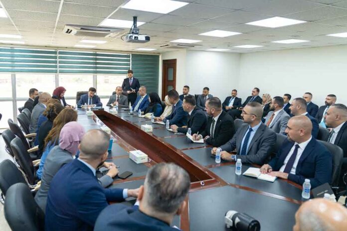 Governor of the Central Bank of Iraq visits the Iraqi Trade and Industrial Bank