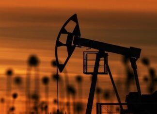 Supply concerns raise global oil prices