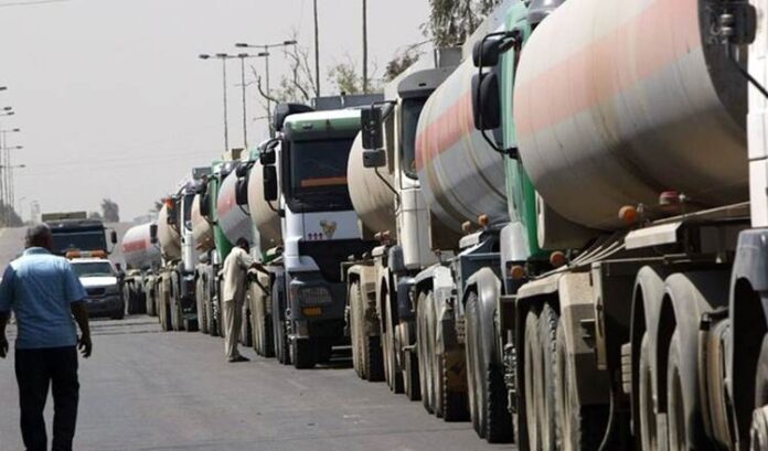 Jordan announces the entry of Iraqi oil tankers from the Trebil crossing after stopping for days due to demonstrations