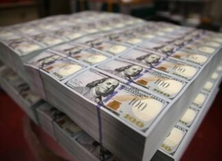 New shipments of US dollars arrive in Iraq