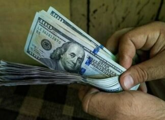 Iraqi dinar strengthens against US dollar in Baghdad and Erbil