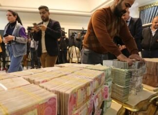 The Iraqi dinar recovered against the dollar amid government measures to confront speculators
