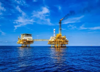 Oil prices rise in futures contracts
