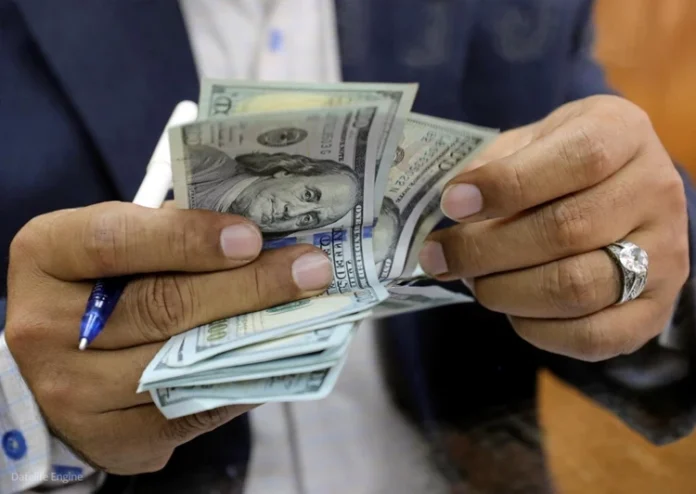 The dollar declines against the dinar in the parallel market