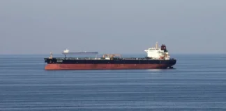 Iraqi efforts to strengthen the oil tanker fleet.. What are the most prominent plans?