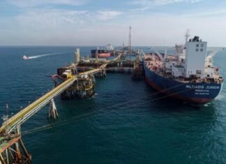 Iraqs oil exports to the US rose to 226000 bpd