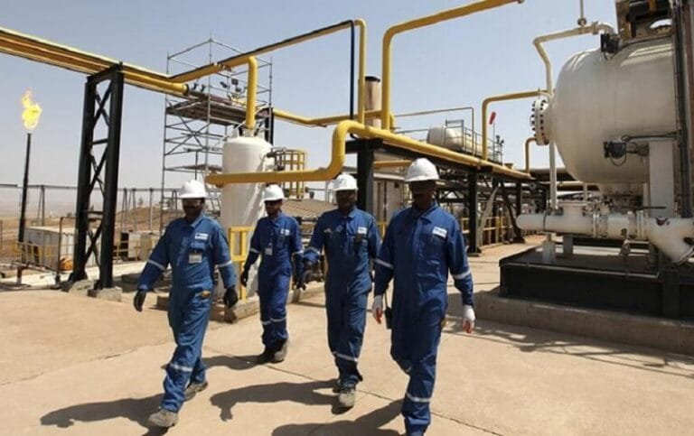 Iraqs revenues from oil exports fall by 3