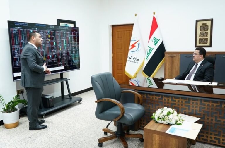Iraqi PM checks Electricity Ministrys preparations for next summer