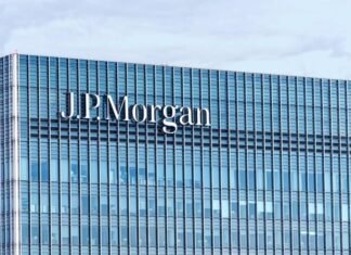 Baghdad JP Morgan discuss banking financial reforms