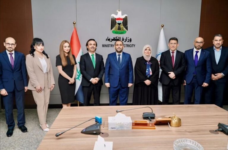 Iraq TotalEnergies sign contracts for 1000 MW of solar energy in Basra