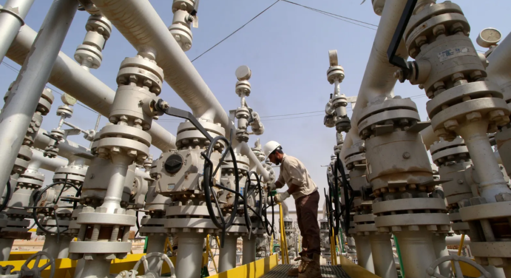 Iraqs oil exports to the US surge by over 60 in April
