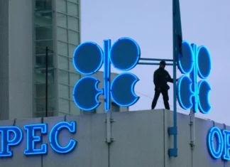 OPEC records lowest oil output in 11 months due to decline in Iraq and Russia