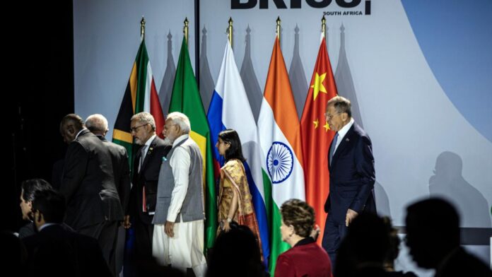 G7 versus BRICS