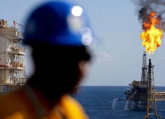Oil prices recorded a slight increase amid global concerns
