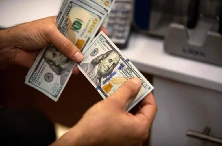 US dollar exchange rate remains stable in Baghdad drops in Erbil