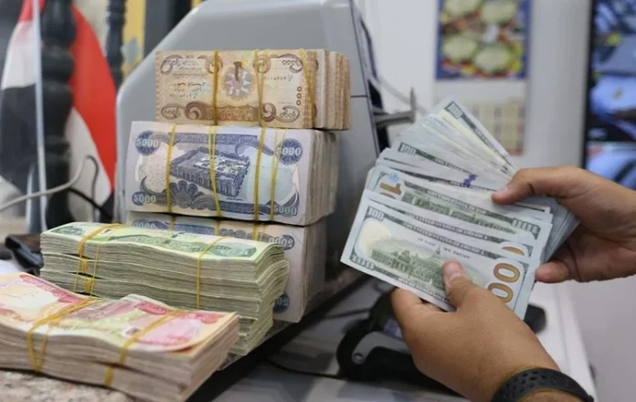 Economist: The value of the dinar will decrease and the financial deficit will increase