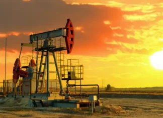 Oil prices remain high