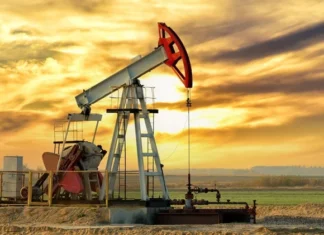 Globally, oil prices rise in early trading.