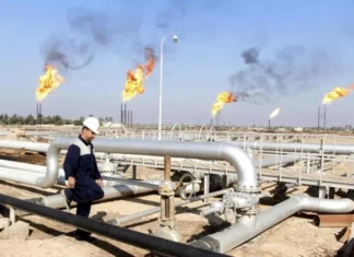 Oil prices rise slightly after Trump tariffs drop