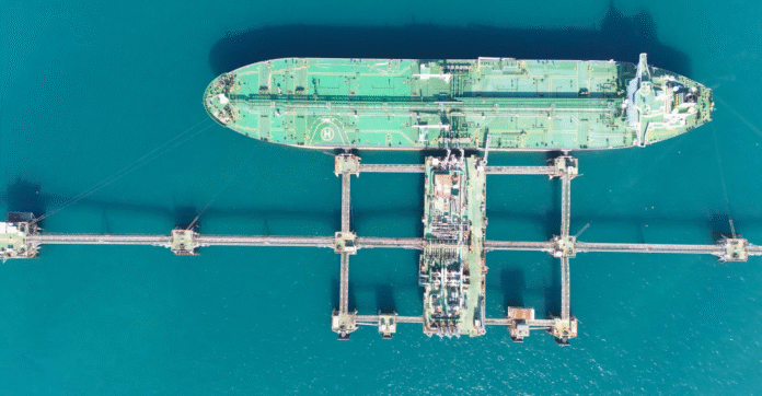 Oil climbs on US China truce and geopolitical hopes