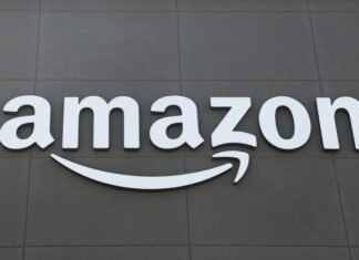 Amazons cloud services hit by global outage