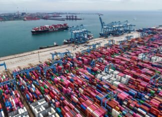 Chinas economic growth slows amid sputtering domestic demand
