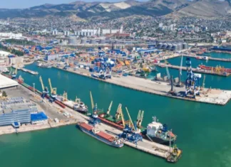 Oil prices slide as Russia resumes Black Sea exports