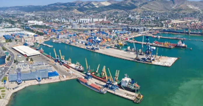 Oil prices slide as Russia resumes Black Sea exports