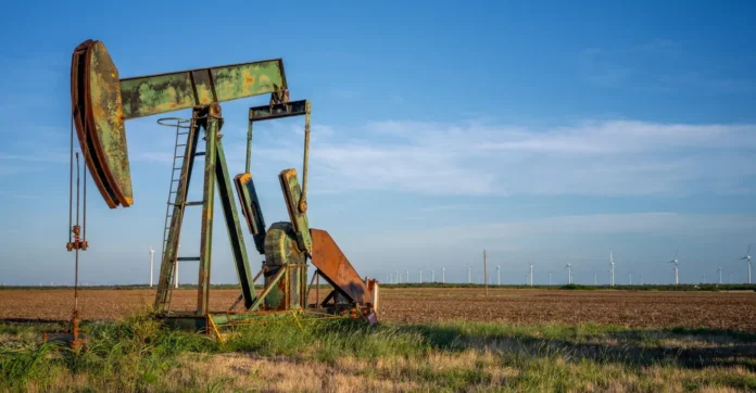 US reopening forecast boosts jet fuel surge