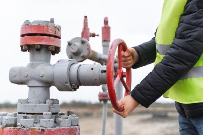 Local anger rises in Al Anbar over Akkas gas field hiring dispute