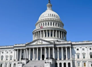 US lawmaker ties future Iraq aid to breaking with “Iran-backed militias”