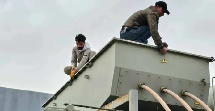 20+ electricity projects stalled in Iraq's Dhi Qar, MP says