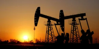 Oil slips as US strike fears on Iran fade