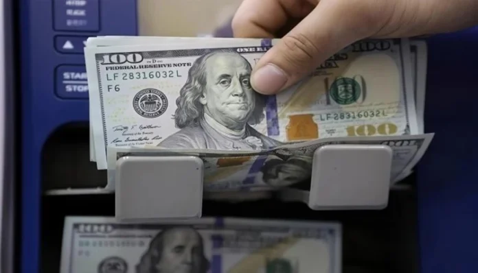 The dollar rises for the third consecutive day against six global currencies. The dollar rises for the third consecutive day against six global currencies.