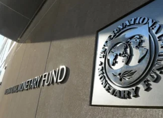 The IMF predicts a decline in global inflation during 2026.