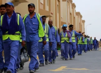 Al-Alawi warns of the growing foreign workforce in Iraq: a drain on the currency and a threat to national security. Al-Alawi warns of the growing foreign workforce in Iraq: a drain on the currency and a threat to national security.