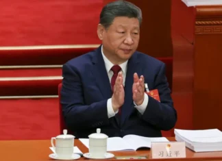 China sets lowest growth target in decades as consumption lags China sets lowest growth target in decades as consumption lags