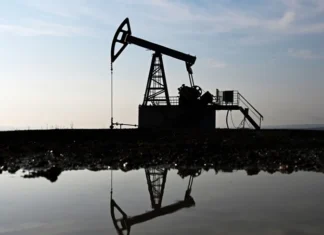 Oil prices rise as Middle East peace efforts falter