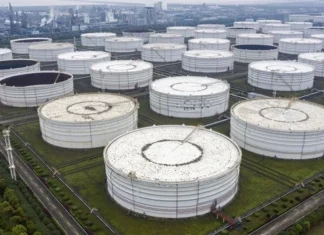 The US administration is withdrawing the first batch from its strategic oil reserve. The US administration is withdrawing the first batch from its strategic oil reserve.