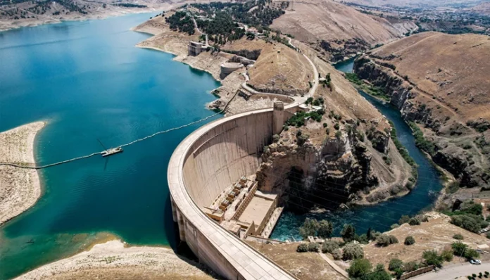 Parliamentary calls for the next government to end Turkish blackmail regarding the water issue