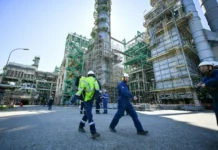 Total Energies refinery working full tilt to keep France fuelled