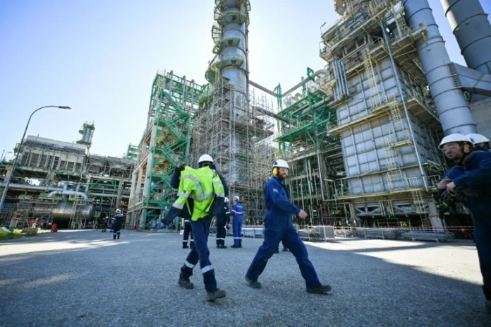 Total Energies refinery working full tilt to keep France fuelled