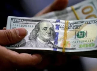 Dollar exchange rates fall in Baghdad and remain stable in Erbil