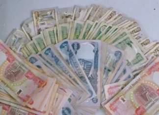 Al-Husseini: Billions of dinars flow monthly to corrupt contractors Al Husseini Billions of dinars flow monthly to corrupt contractors
