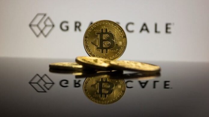 Grayscale says Bitcoin could fall further if CLARITY stalls and Fed hikes