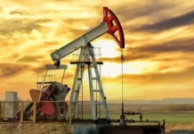 Oil jumps over 2% due to threats to global energy supplies Oil jumps over 2% due to threats to global energy supplies
