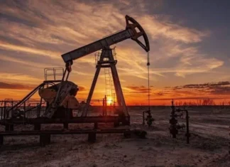 Oil recovers its gains... Brent crude nears $72