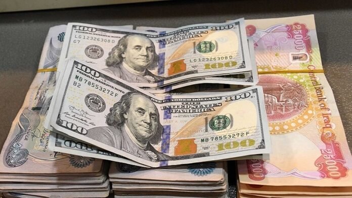 Dollar falls against dinar in Baghdad and Erbil