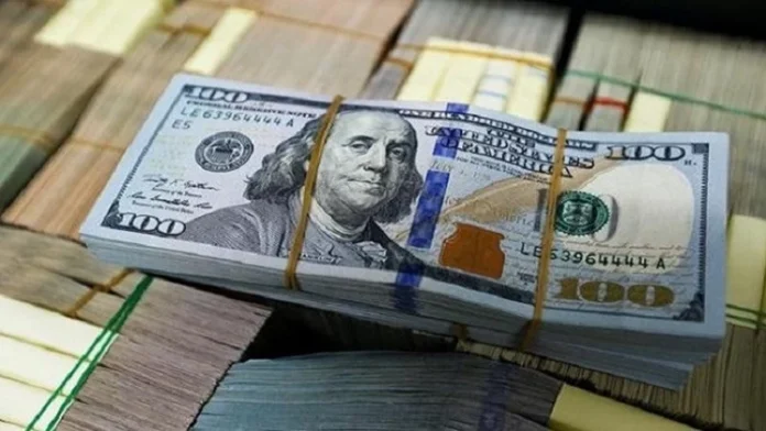 Dollar prices stabilize in Baghdad and decrease in Erbil