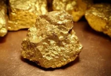 Gold holds steady ahead of Fed decision